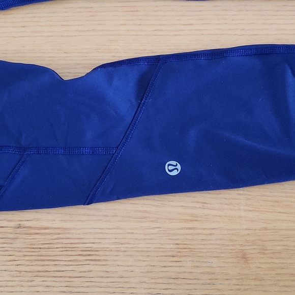 Lululemon Wonder Under Leggings Size 2 - Picture 3 of 7